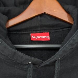 Supreme Classic Black Hoodie